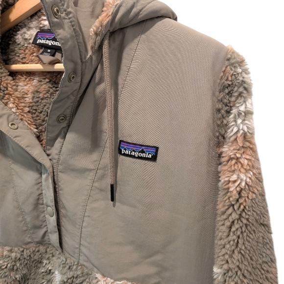 Patagonia Women's Shelled Retro-X Pullover M Tan Fleece Hoodie Outdoor Sherpa - Picture 3 of 8